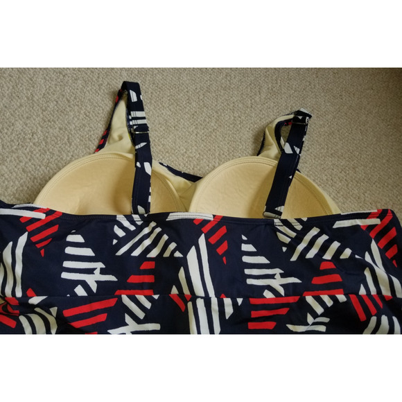 Womens Swim Suit-D&CO-blue/red geometric tankini top handkerchief multiway-22W - Picture 6 of 8